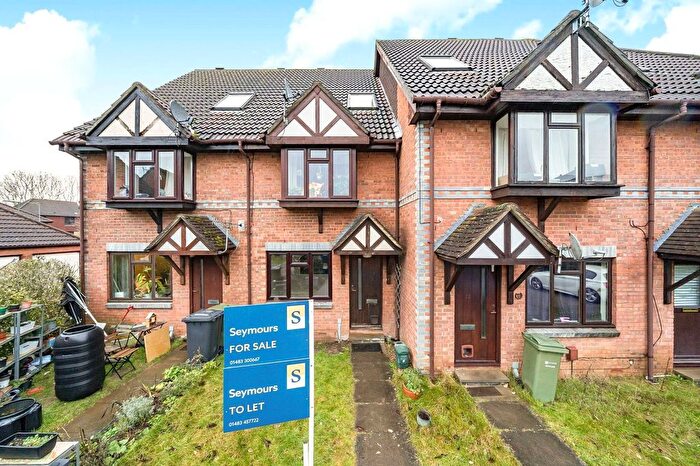 1 Bedroom Maisonette For Sale In Guildford, Surrey, GU4