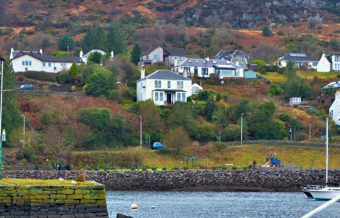 2 Bedroom Flat For Sale In Barmore Road, Tarbert, Argyll And Bute, PA29