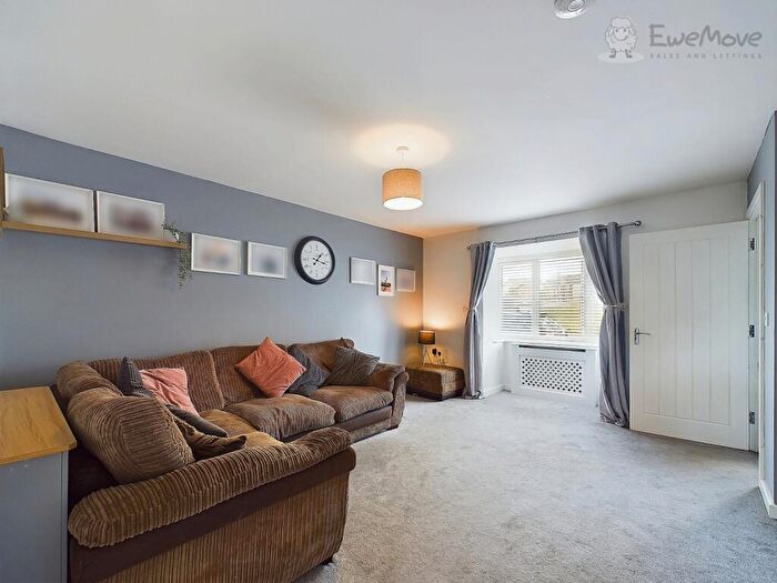 3 Bedroom Terraced House For Sale In Oaktree Road, South Molton, Devon, EX36
