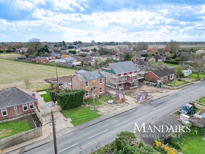 3 Bedroom Detached House For Sale In Holbeach Drove Gate, Holbeach Drove, Spalding, PE12