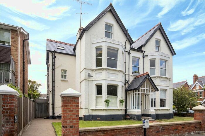 2 Bedroom Maisonette To Rent In Eversfield Road, Richmond, Surrey, TW9