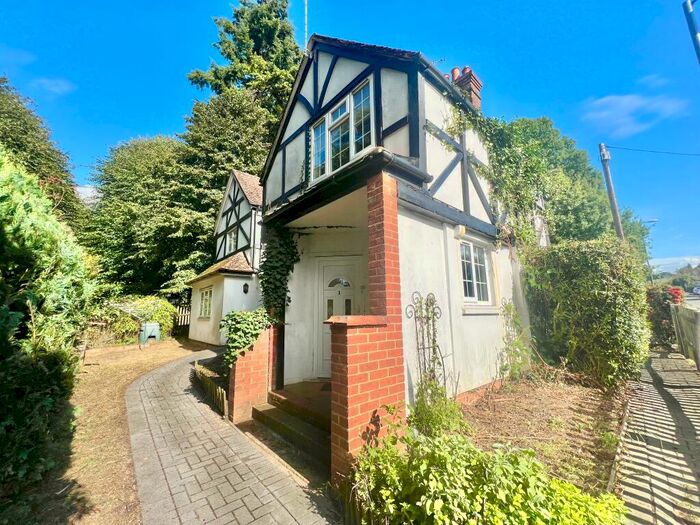 1 Bedroom Apartment To Rent In High Street, West End, Southampton, SO30