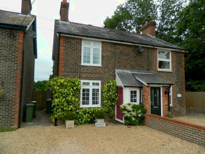 2 Bedroom Property To Rent In Cross Lane, Barns Green, Horsham, RH13