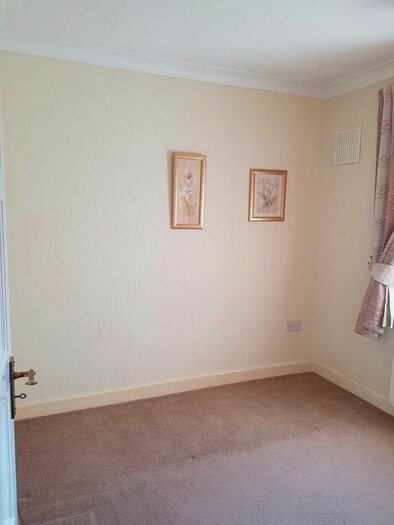 3 Bedroom Terraced House To Rent In The Lowe, Chigwell, IG7