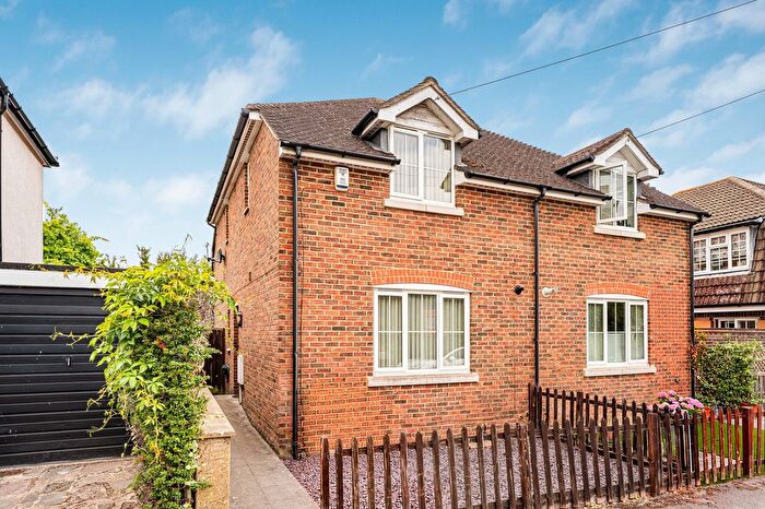 2 Bedroom Semi Detached House For Sale In Ottways Avenue, Ashtead, KT21