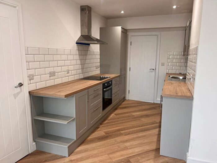 2 Bedroom Apartment To Rent In Stockport Road, Romiley, Cheshire, SK6