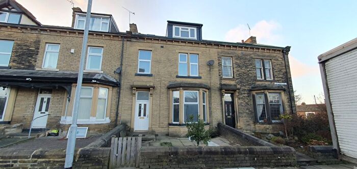6 Bedroom Terraced House To Rent In Leylands Lane, Bradford, BD9