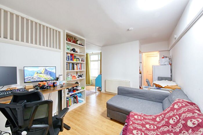 1 Bedroom Flat To Rent In Leinster Square, London, W2