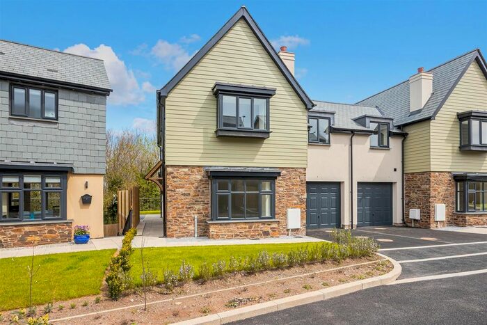 3 Bedroom Semi-Detached House For Sale In Mcilwraith Road, Salcombe, TQ8