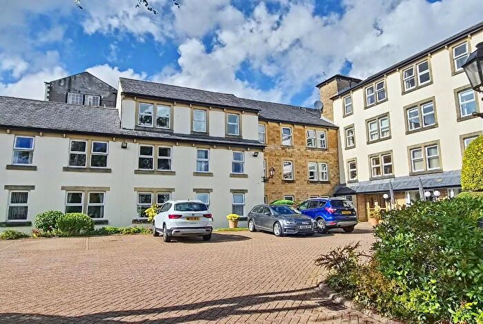 2 Bedroom Flat For Sale In Bowland Court, Clitheroe, BB7