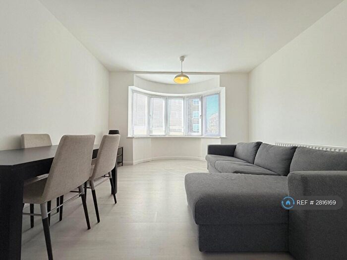 1 Bedroom Flat To Rent In Suffolk House, London, NW8