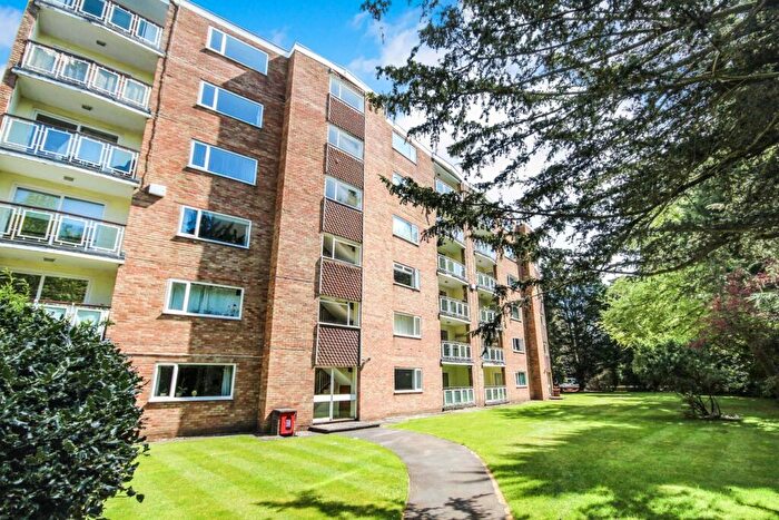1 Bedroom Apartment For Sale In Lindsay Road, Branksome Park, BH13