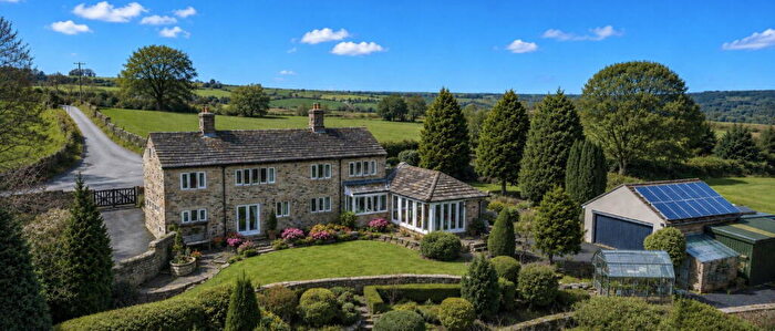 4 Bedroom Detached House For Sale In Halstead Lane, Thurstonland, HD4