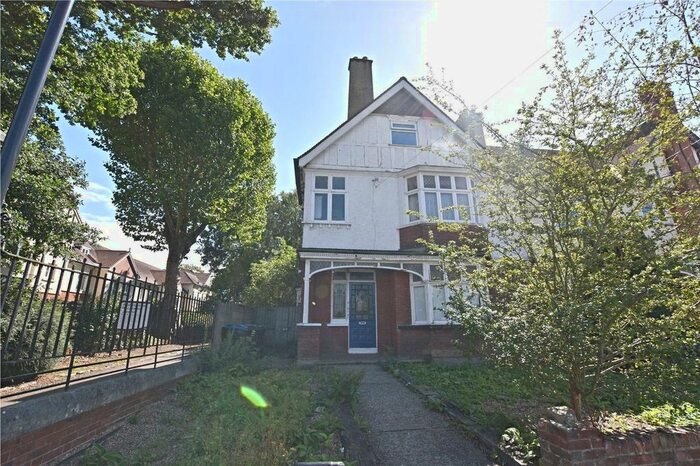 Studio To Rent In Bingham Road, Addiscombe, Croydon, CR0