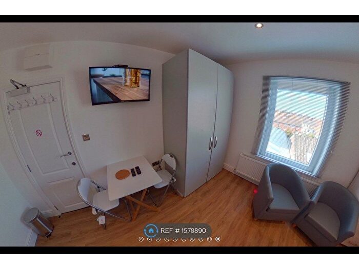 Studio To Rent In Langney Road - K, Eastbourne, BN21