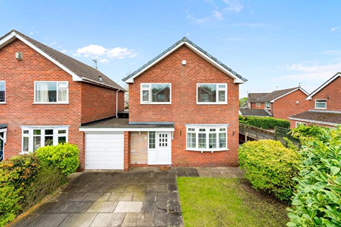 3 Bedroom Detached House For Sale In Brett Road, Worsley, M28