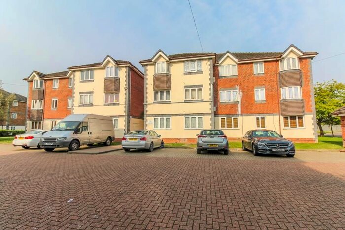 2 Bedroom Flat To Rent In Keats Close, Scotland Green Rd, Enfield, EN3