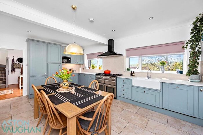 5 Bedroom Detached House To Rent In Longhill Road, Ovingdean, BN2