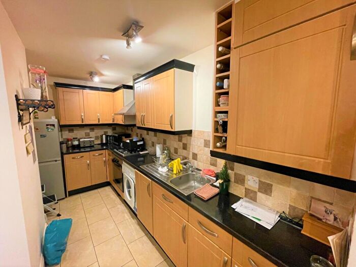 1 Bedroom Apartment To Rent In Stanstead Road, Hoddesdon, EN11