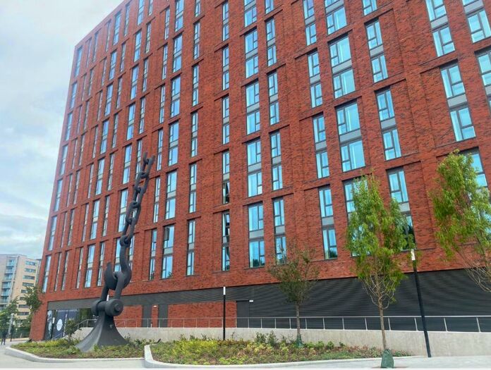 1 Bedroom Flat To Rent In No. Old Trafford, Wharf End, Manchester, M17