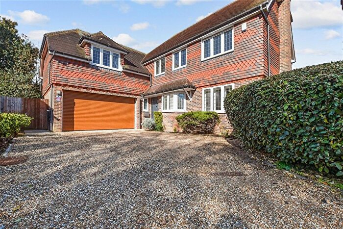5 Bedroom Detached House For Sale In Woodcocks, Headcorn, Nr Ashford, Kent, TN27