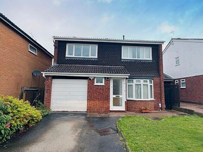 4 Bedroom Detached House To Rent In Bradley Croft, CV7