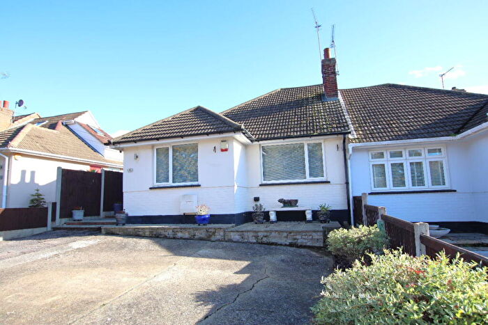 2 Bedroom Bungalow For Sale In Slade Road, Holland On Sea, CO15