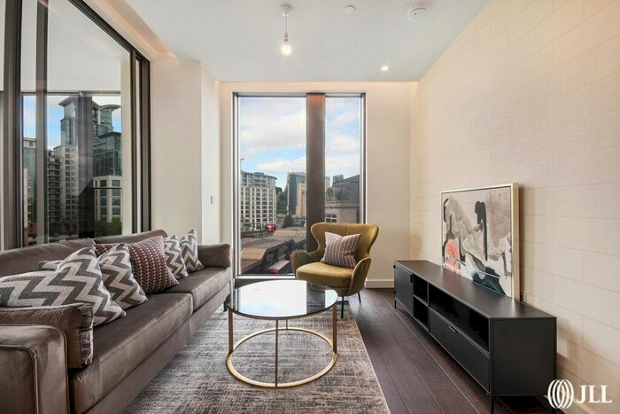 2 Bedroom Flat To Rent In Bondway, London, SW8