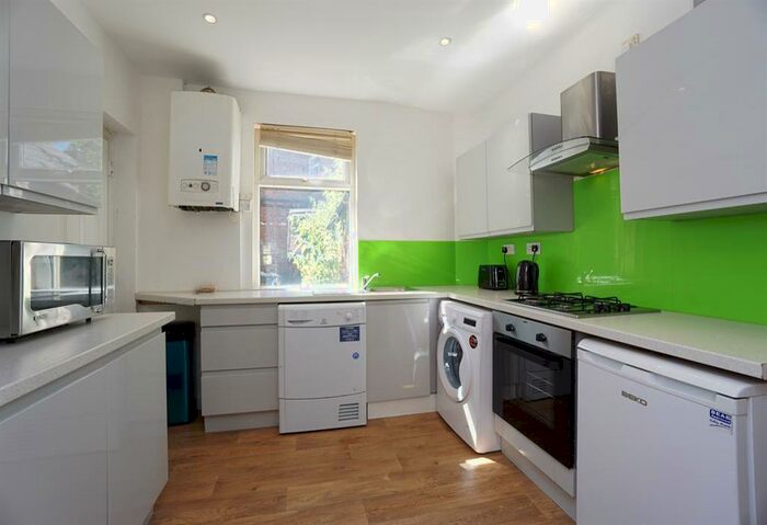 4 Bedroom Terraced House To Rent In Shoreham Street, City Centre, Sheffield, S1