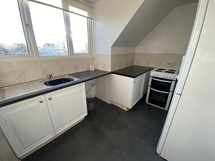 1 Bedroom Flat To Rent In The Poplars, High Street, Pensnett, DY5