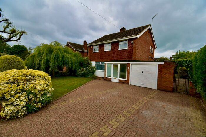 3 Bedroom Detached House To Rent In Whittlebury Close, Kingsthorpe, Northampton, NN2