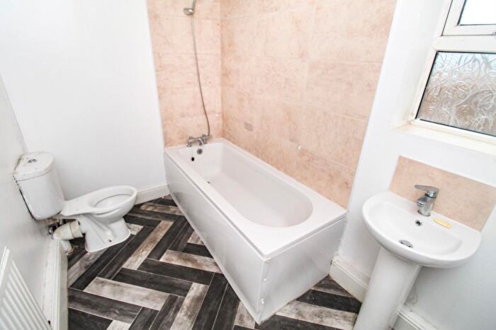 3 Bedroom Terraced House For Sale In Hallam Fields Road, Ilkeston, DE7