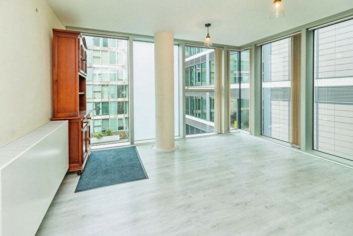 1 Bedroom Flat For Sale In Brooklyn House, Rillaton Walk, Milton Keynes, MK9