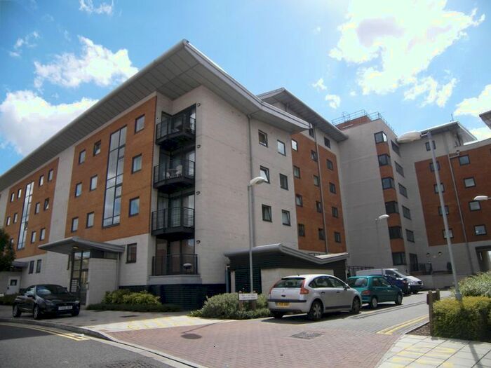2 Bedroom Flat To Rent In Lowestoft Mews, London E16