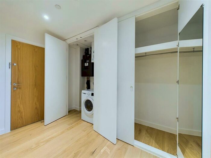 1 Bedroom Flat To Rent In Station Road, London, N17