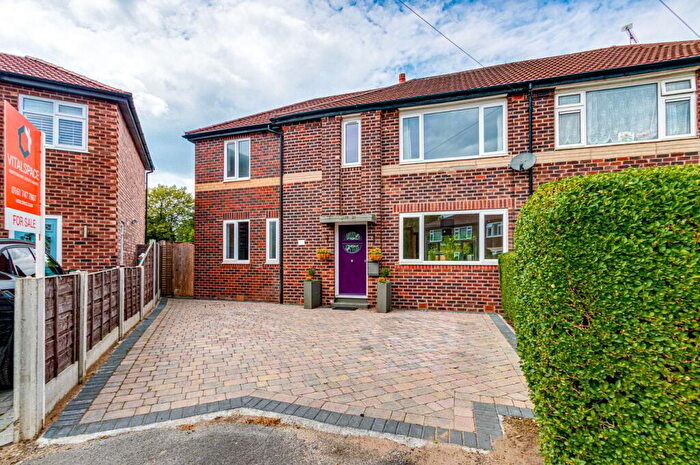 4 Bedroom Semi-Detached House To Rent In The Grove, Flixton, Manchester, M41