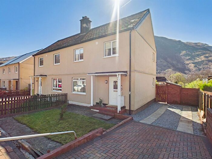 3 Bedroom Property For Sale In Lovat Road, Kinlochleven, PH50