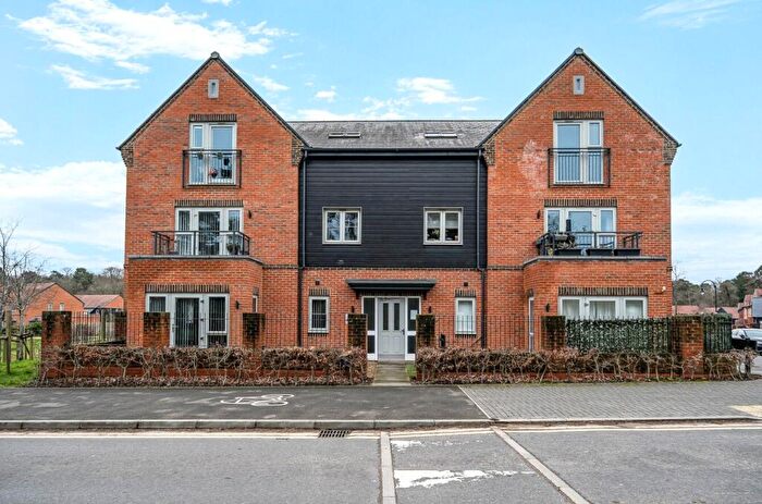2 Bedroom Flat For Sale In Brunswick Road, Deepcut, Camberley, Surrey, GU16
