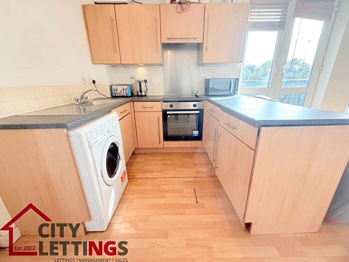 2 Bedroom Apartment To Rent In The Pavilion Russell Road Nottingham, NG7