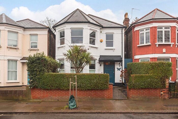 5 Bedroom Detached House For Sale In Fordwych Road, West Hampstead, NW2