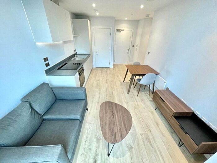 1 Bedroom Apartment To Rent In Axis Tower, Whitworth Street West, Manchester, M1