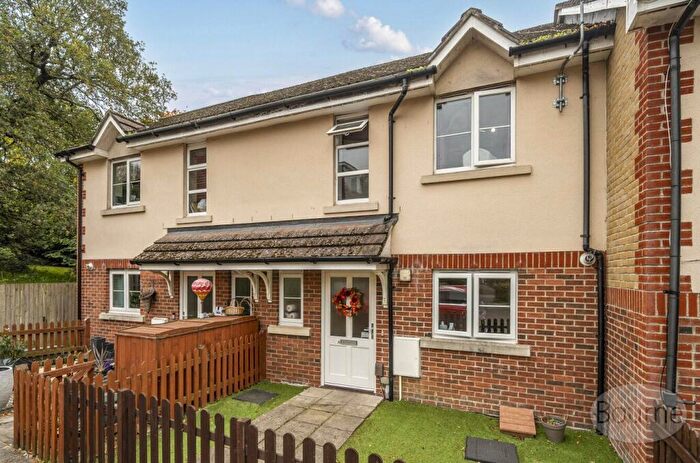 3 Bedroom Terraced House For Sale In Inwood Road, Liss, Hampshire, GU33