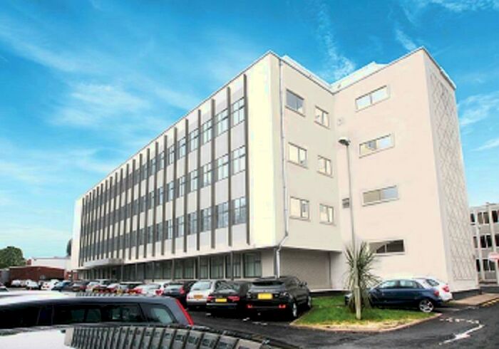 2 Bedroom Apartment To Rent In High Street, Kingswinford, DY6