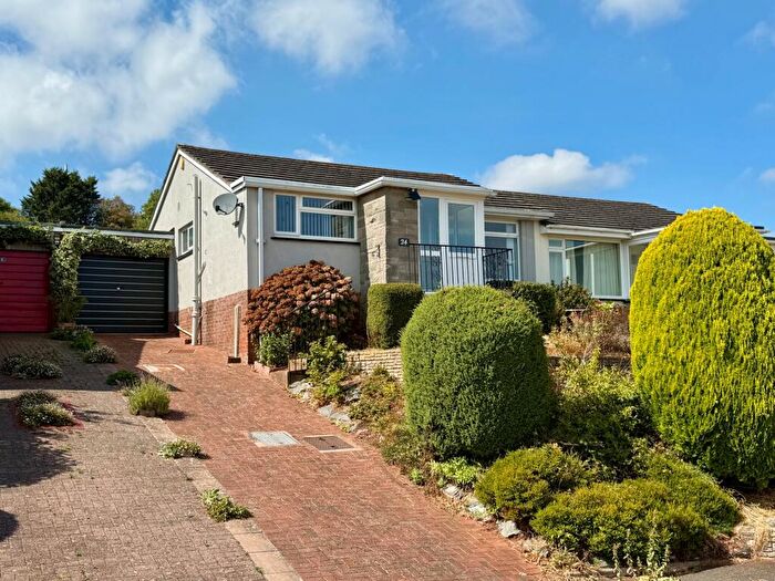 2 Bedroom Bungalow For Sale In High Meadows, St Thomas, EX4