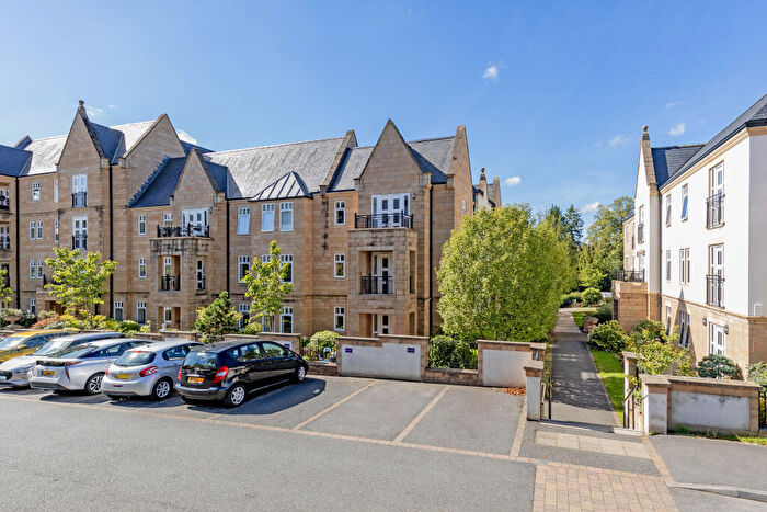 3 Bedroom Retirement Property For Sale In Robinson Court, Audley St Elphin's Park, Darley Dale, Derbyshire, DE4