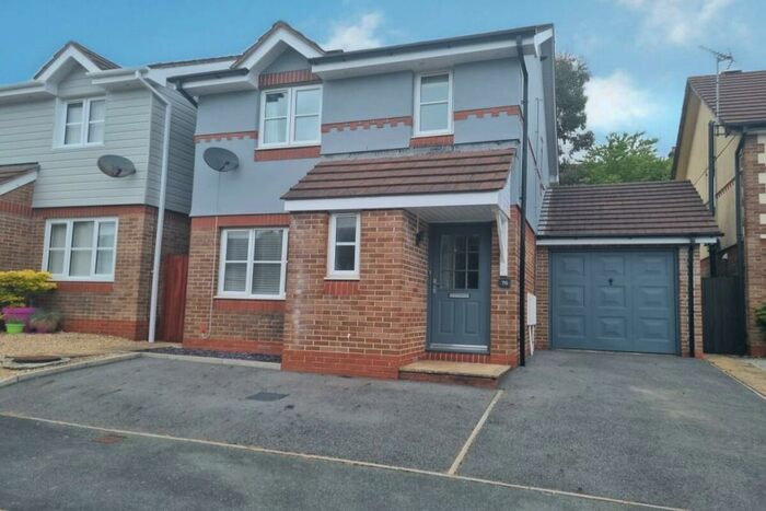 3 Bedroom Detached House To Rent In Century Close, St. Austell, PL25