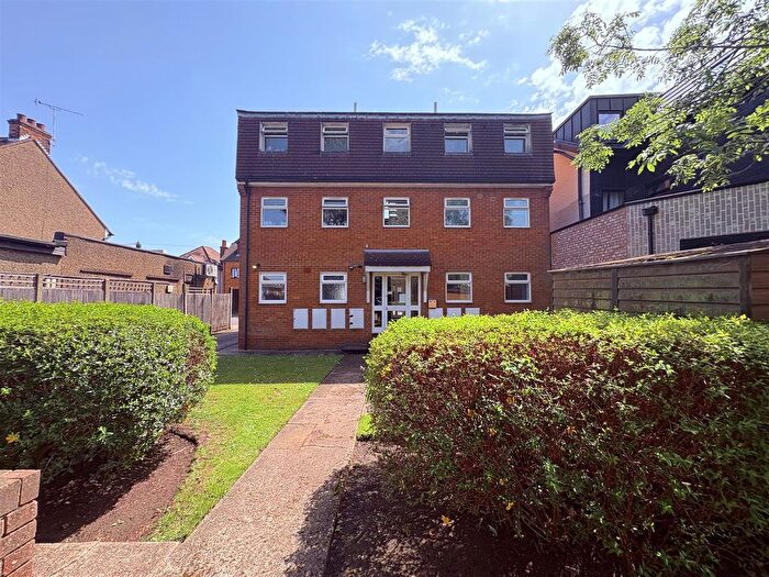 Studio For Sale In Dane Court, College Road, St Albans, AL1
