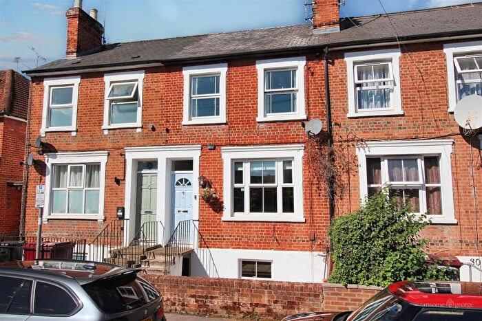 3 Bedroom Terraced House For Sale In Wilson Road, Reading, RG30