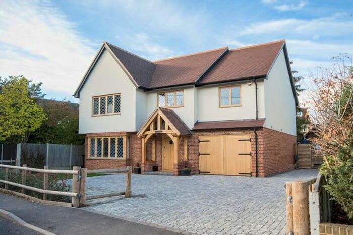 4 Bedroom Detached House For Sale In Blackmore Road, Blackmore, Ingatestone, CM4