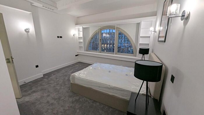 2 Bedroom Apartment To Rent In Picture House Apartment, Long Row, NG1